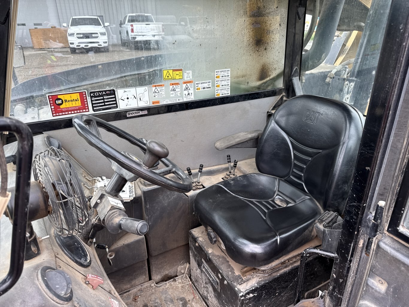 2014 CAT TL1055C Telehandler with Forks and Bucket #9955 JA