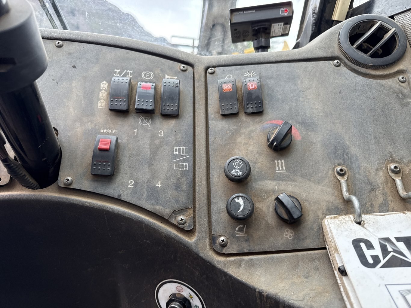 2014 CAT TL1055C Telehandler with Forks and Bucket #9955 JA