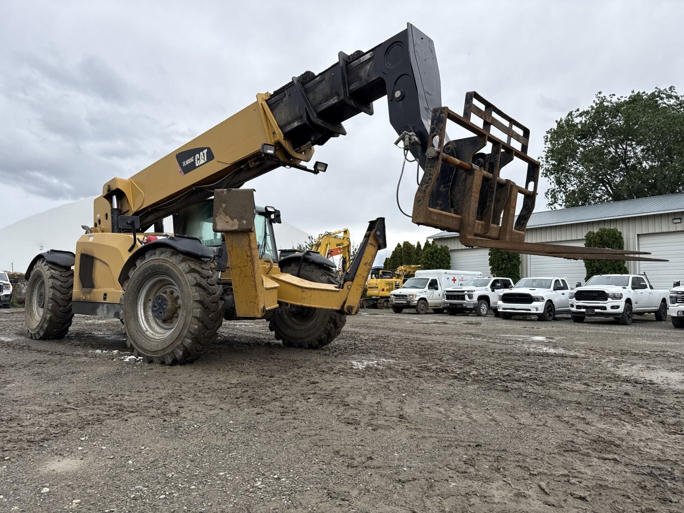 2014 CAT TL1055C Telehandler with Forks and Bucket #9955 JA