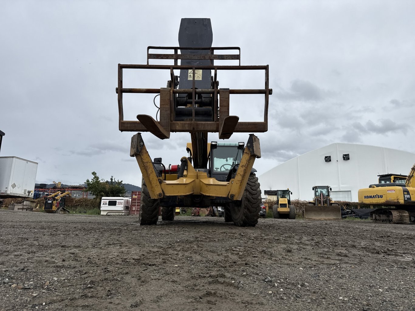 2014 CAT TL1055C Telehandler with Forks and Bucket #9955 JA