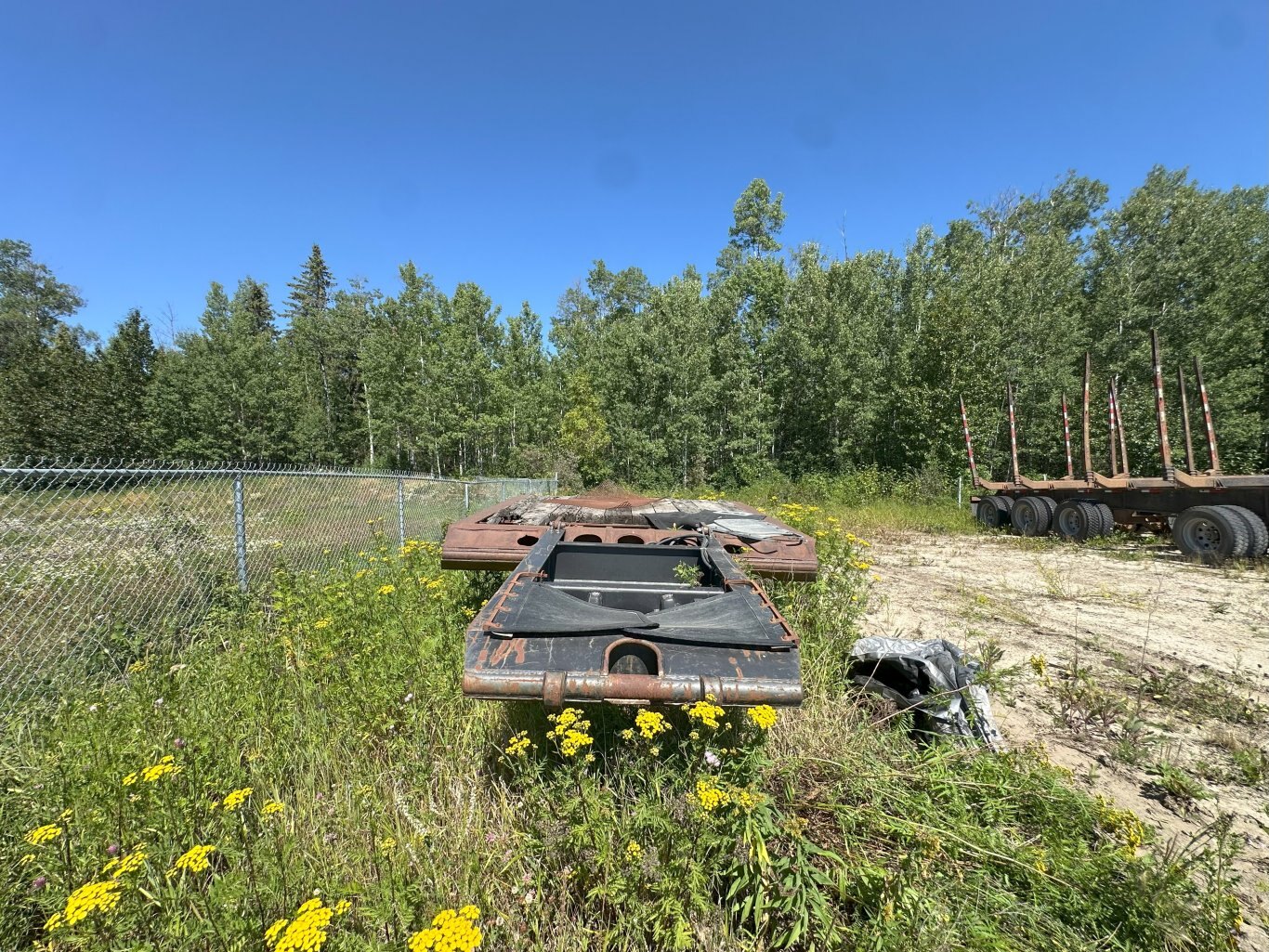 1994 Aspen LB45 Tri Axle Trailer #9988 DP