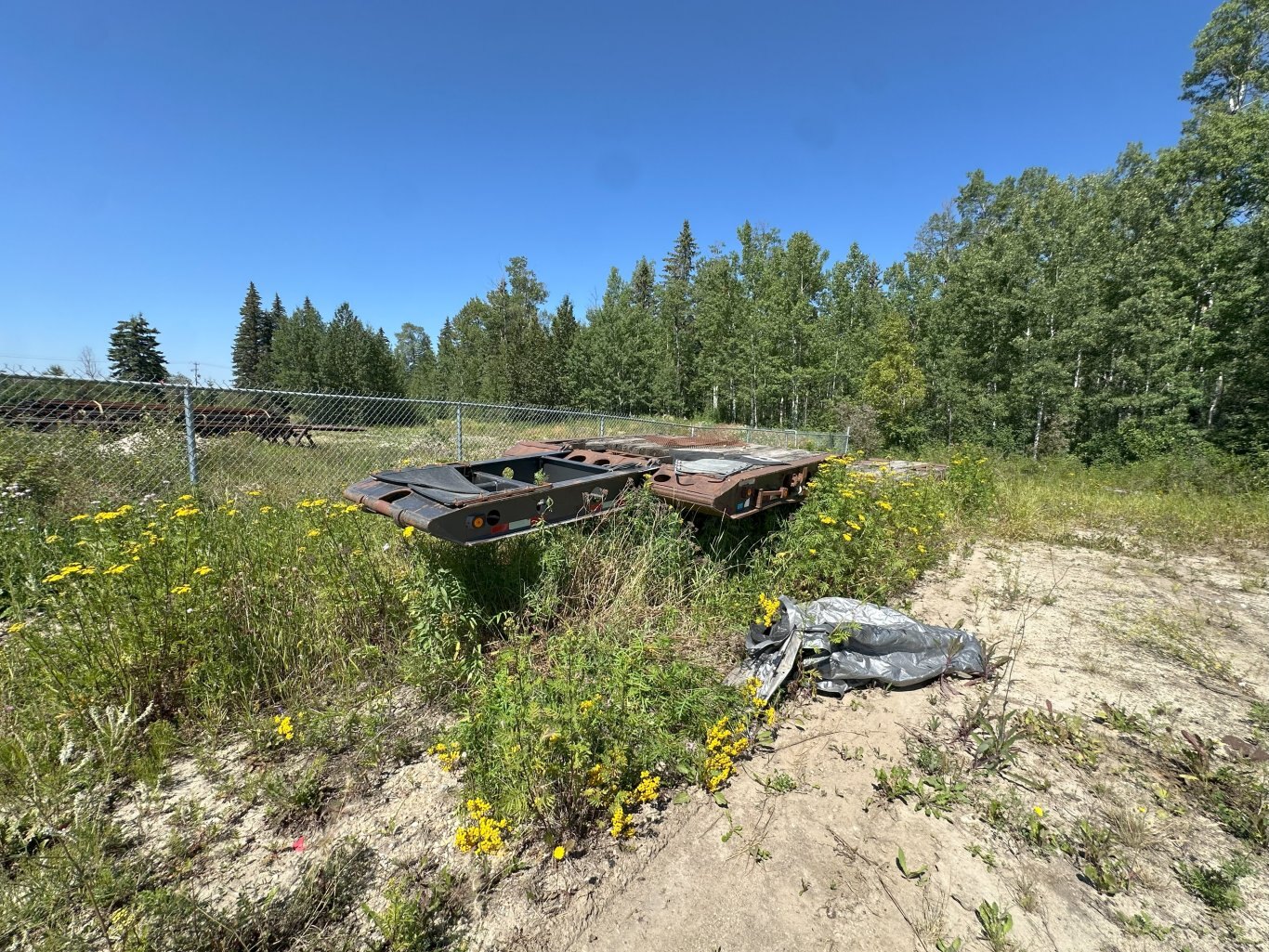 1994 Aspen LB45 Tri Axle Trailer #9988 DP