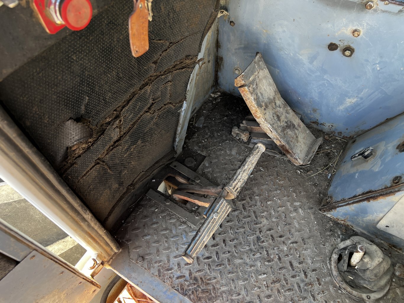 1995 IVI Buggy Water Draft Wagon Water Wagon Industrial Vehicles International #11018 BP