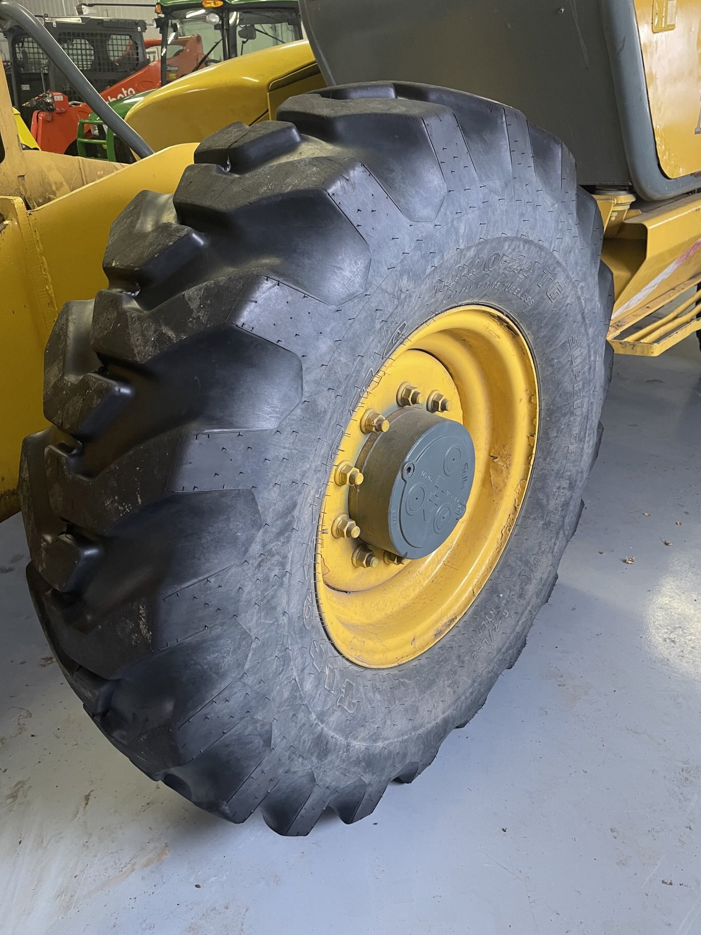 2000 New Holland LM860 8,000 lb Telehandler with 55 of Reach #11027 JA