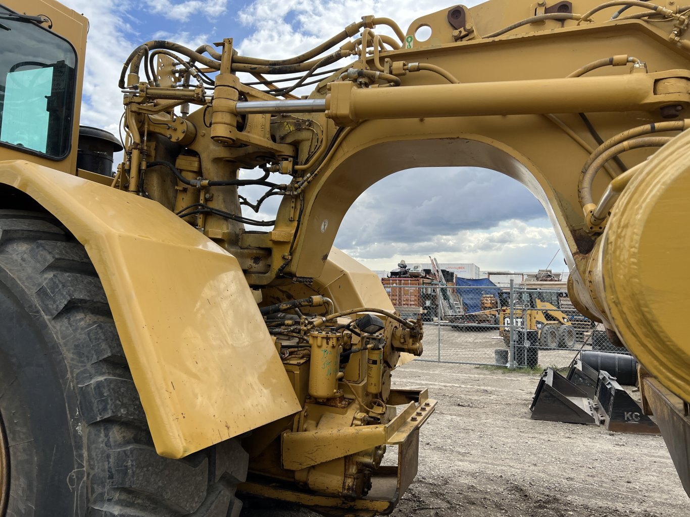 2007 Caterpillar 627G Motor Scraper #11035 BP