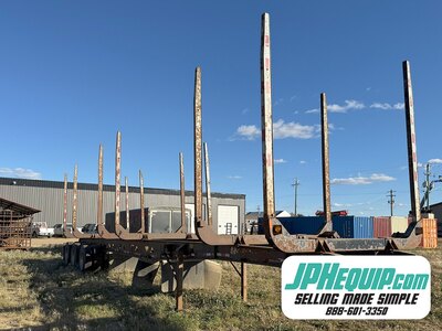 2015 BWS Tri-axle Hayrack Trailer #11090 DP