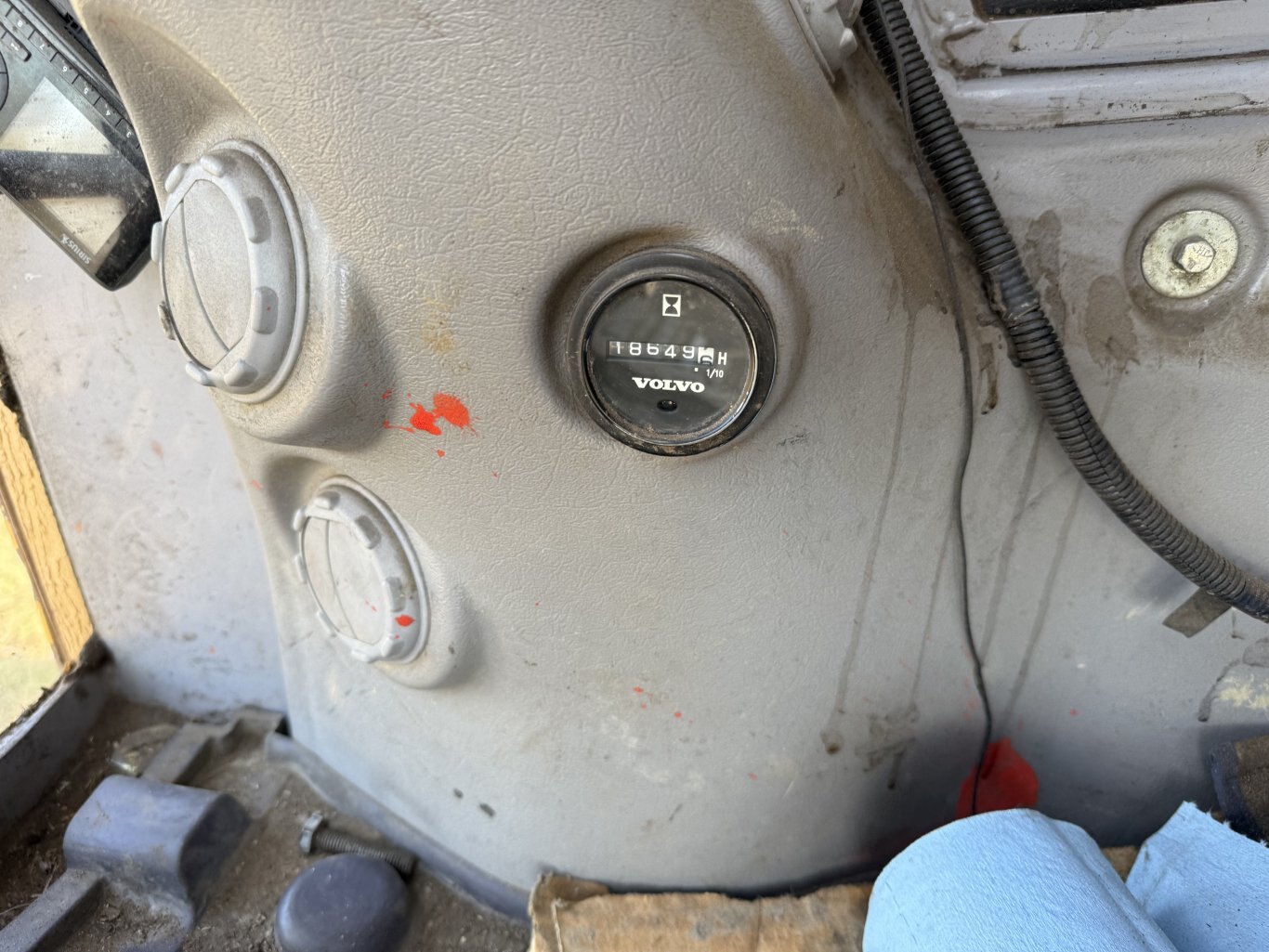 2012 Volvo FC2421C Processor with Drop in Engine (4,000 hours) #11096 JA