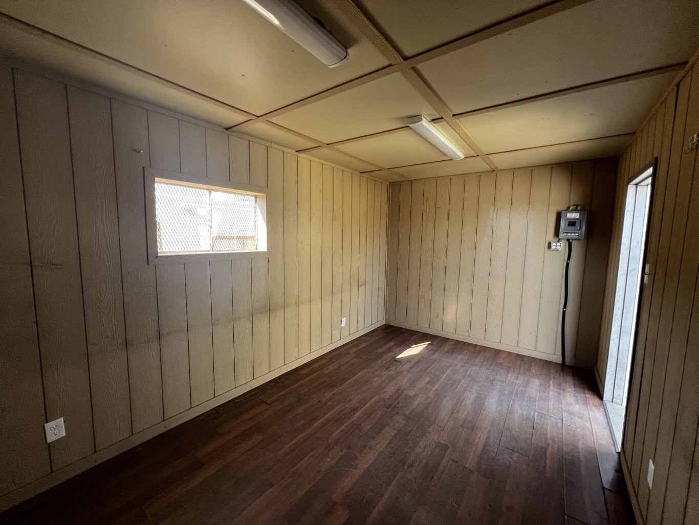 18ft x 10ft Office Trailer Jobsite Trailer #11098 BP