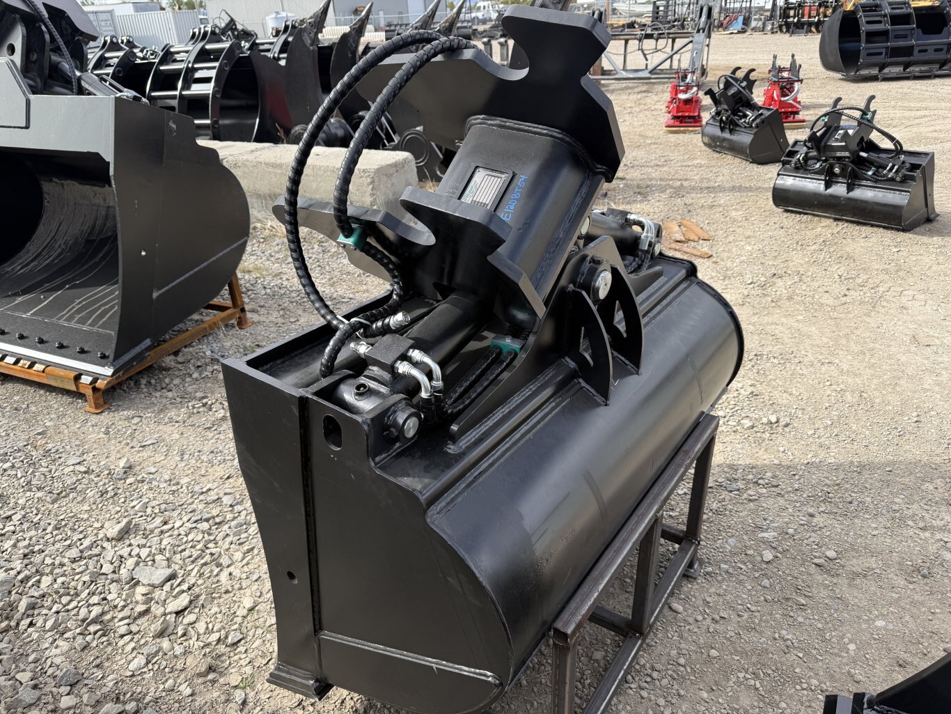 120 Series 54 inch Twist Bucket for Excavator 12 ton #E120BT54 JPH