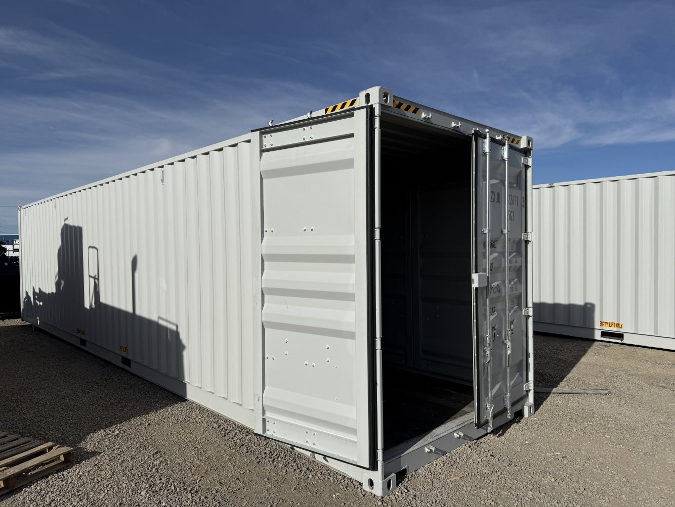 40 foot High Cube Seacan 4 side door container #226713 JPH