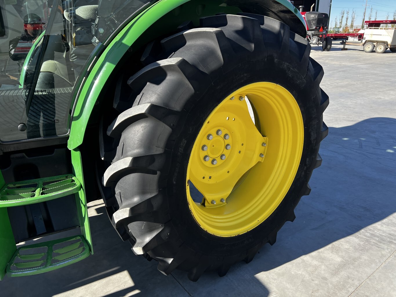 2016 John Deere 5100M Tractor #11121 BP