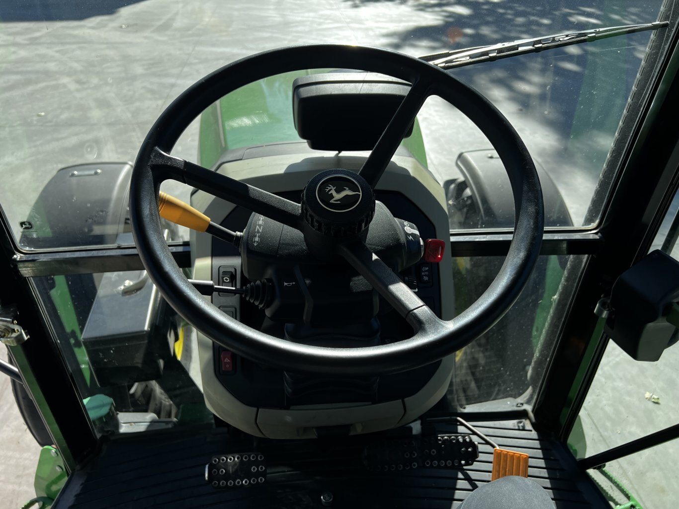 2016 John Deere 5100M Tractor #11121 BP