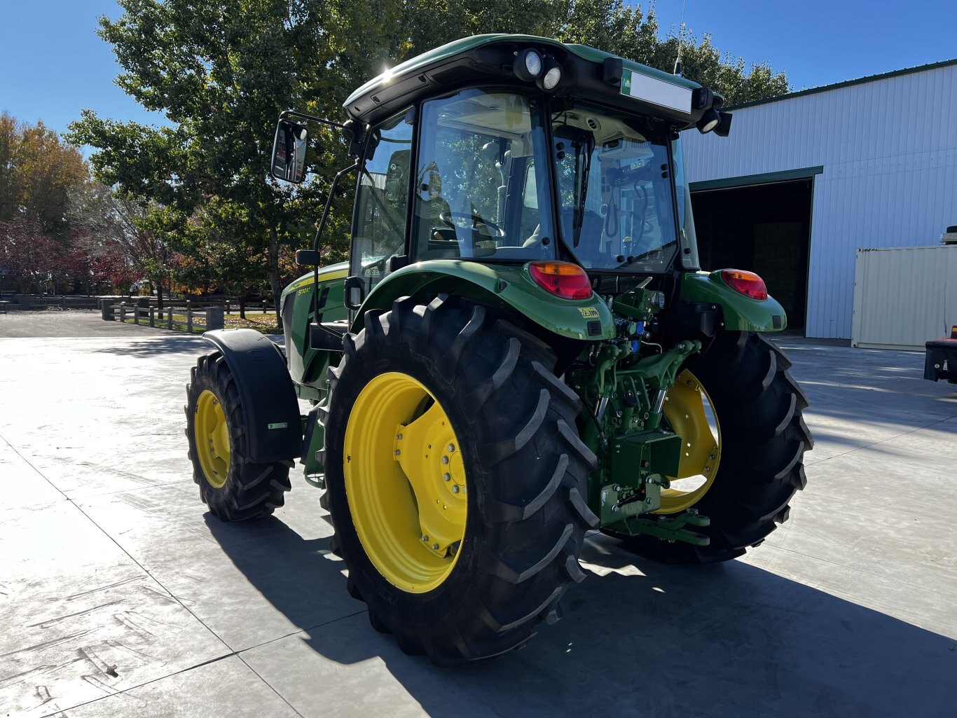 2016 John Deere 5100M Tractor #11121 BP