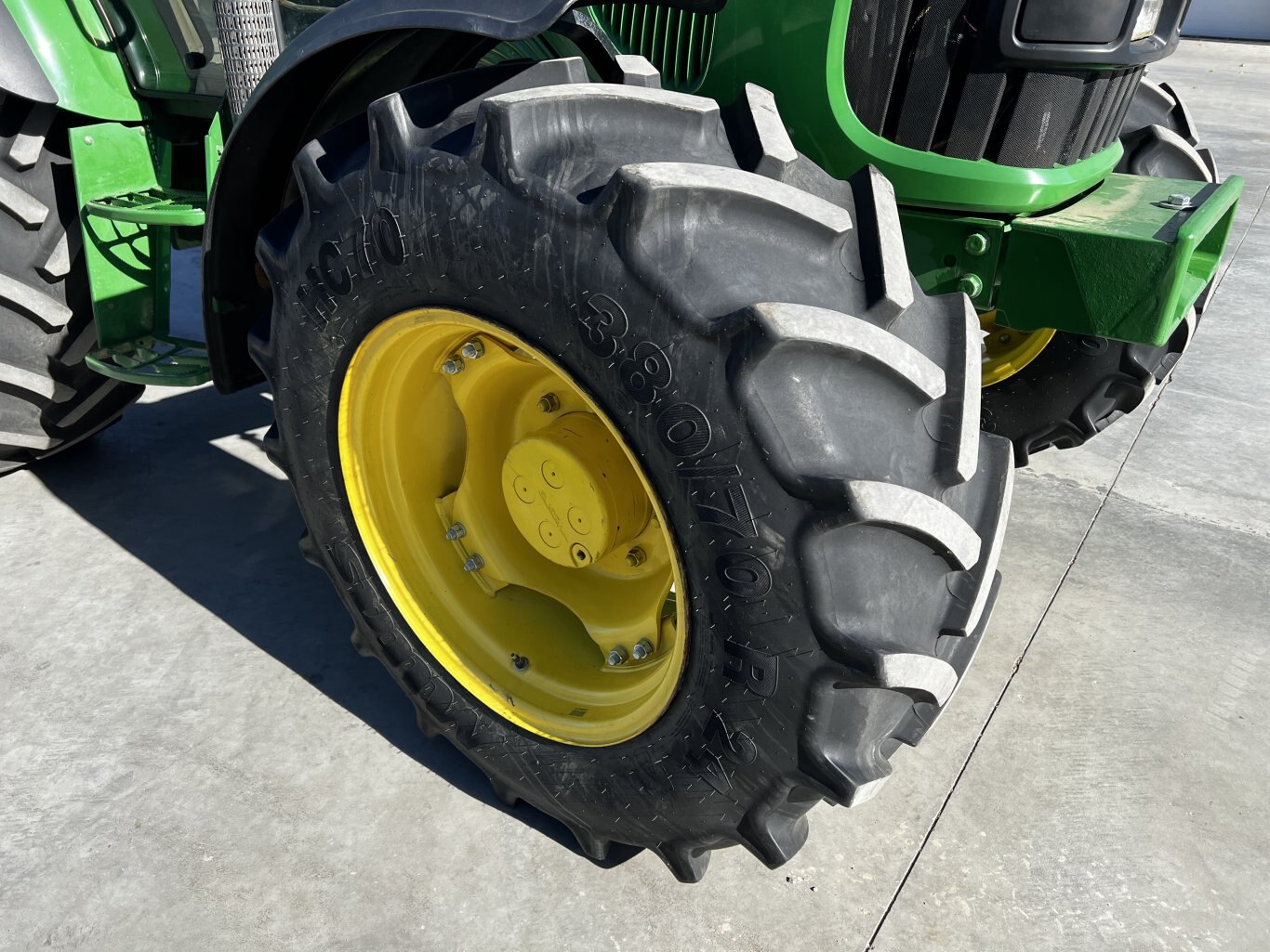 2013 John Deere 5100R Tractor #11122 BP