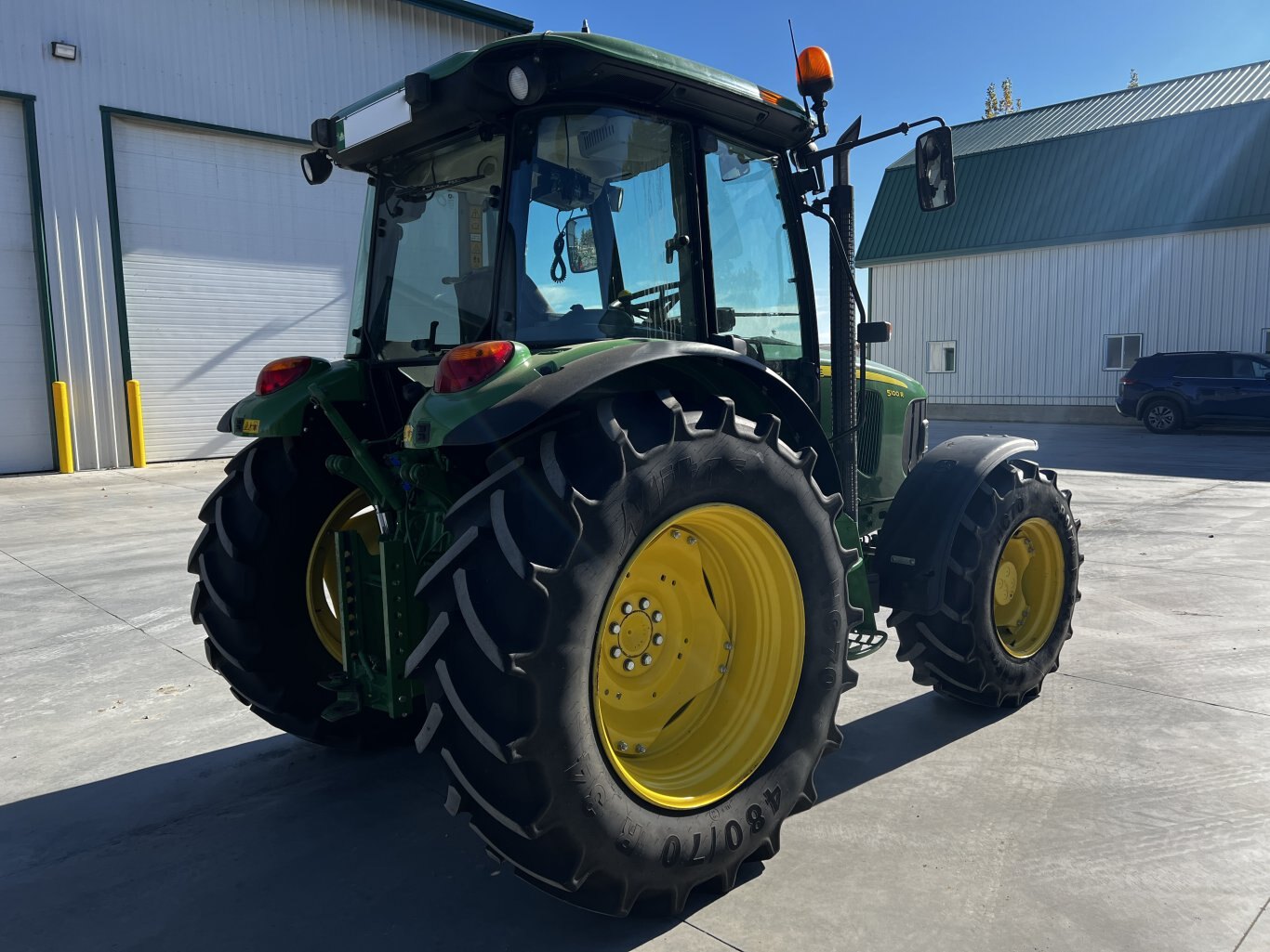 2013 John Deere 5100R Tractor #11122 BP