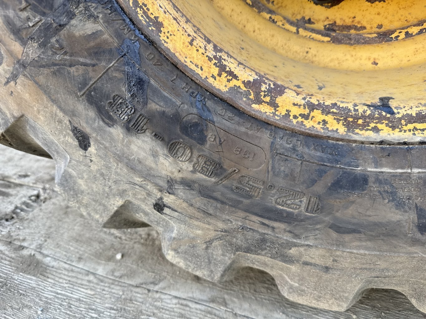 2014 Deere 410K Backhoe #11136 JA