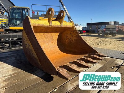 John Deere 36 Backhoe/Pin On Dig Bucket #11137 JA