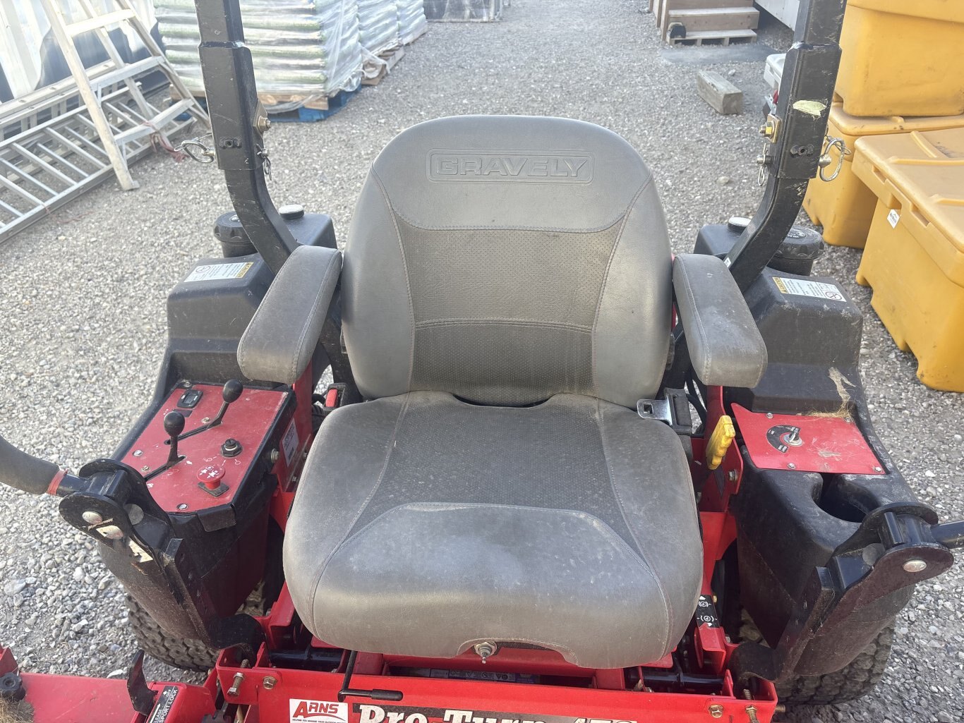 2014 Gravely Pro Turn 472 Mower #11147 AS