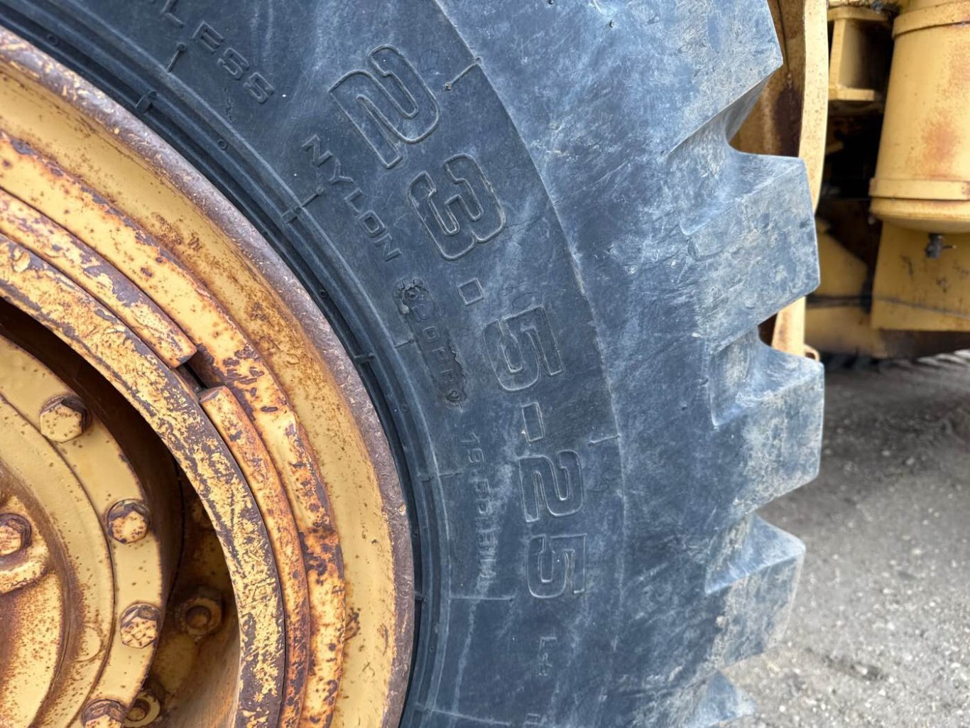 1972 CAT 966C Wheel Loader #11157 JA
