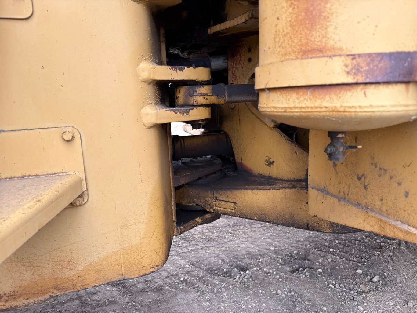 1972 CAT 966C Wheel Loader #11157 JA