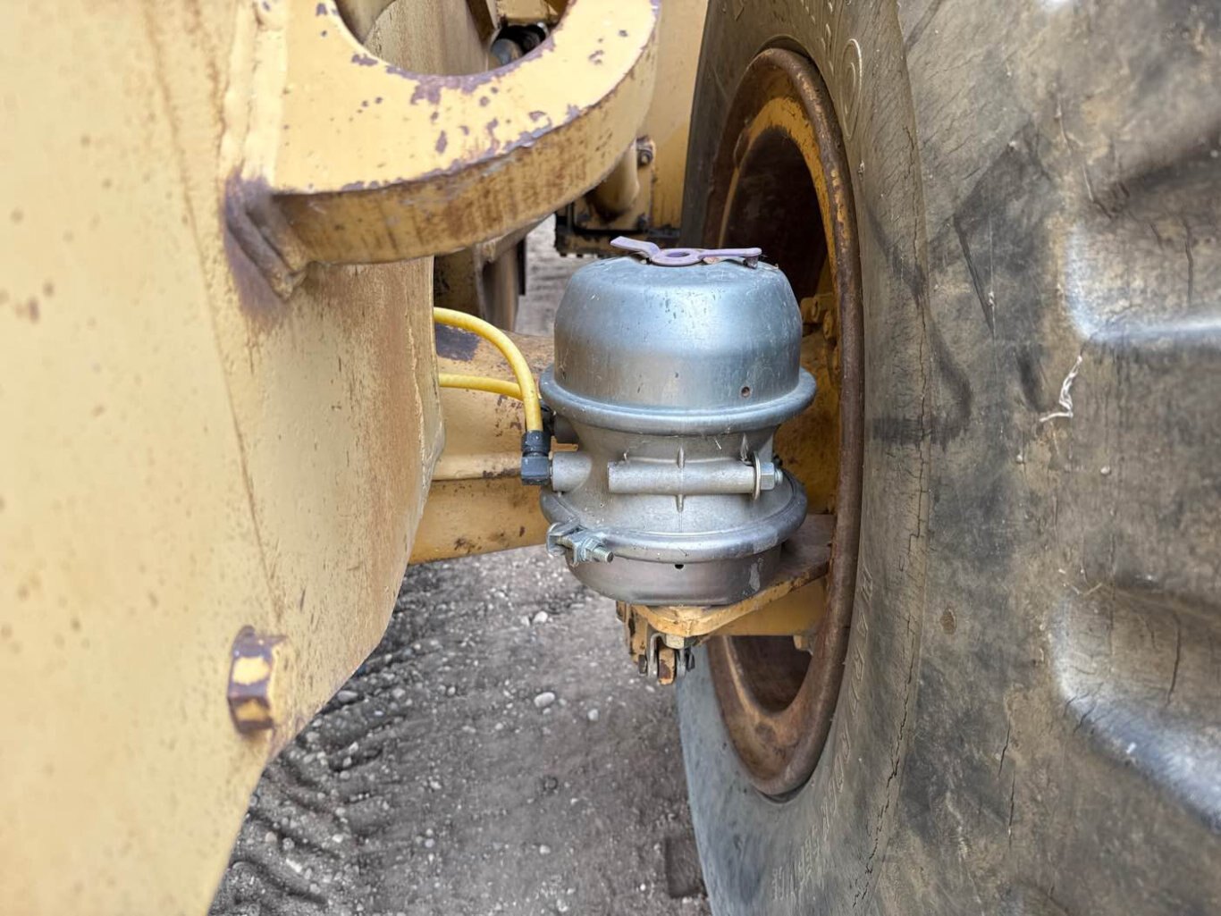 1972 CAT 966C Wheel Loader #11157 JA