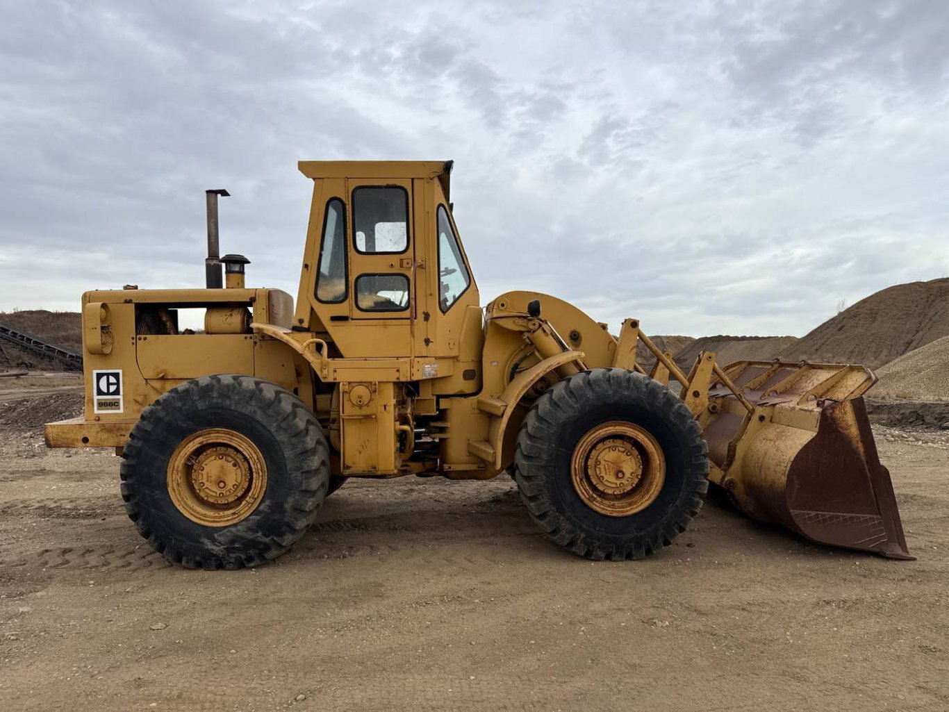 1972 CAT 966C Wheel Loader #11157 JA