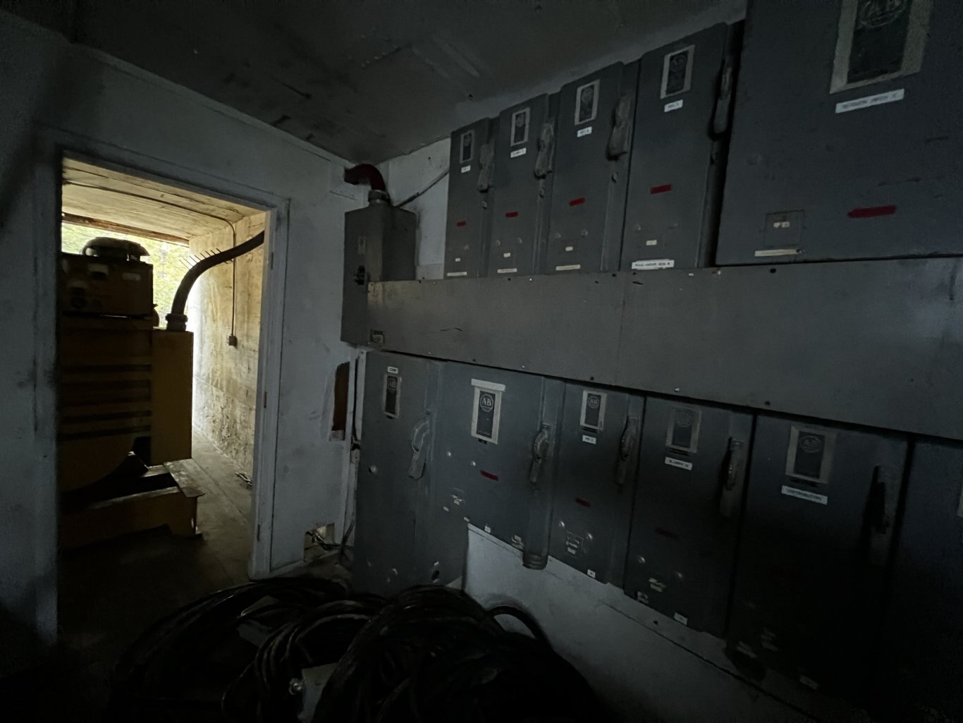 Mormak Power Van PV 40 with Switch Gear • 300kW 480V 3 Phase #11198 BP