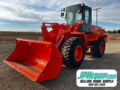 2002 Doosan Daewoo MG200-V Wheel Loader with Bucket • Mega 200V Loader #11200 BP