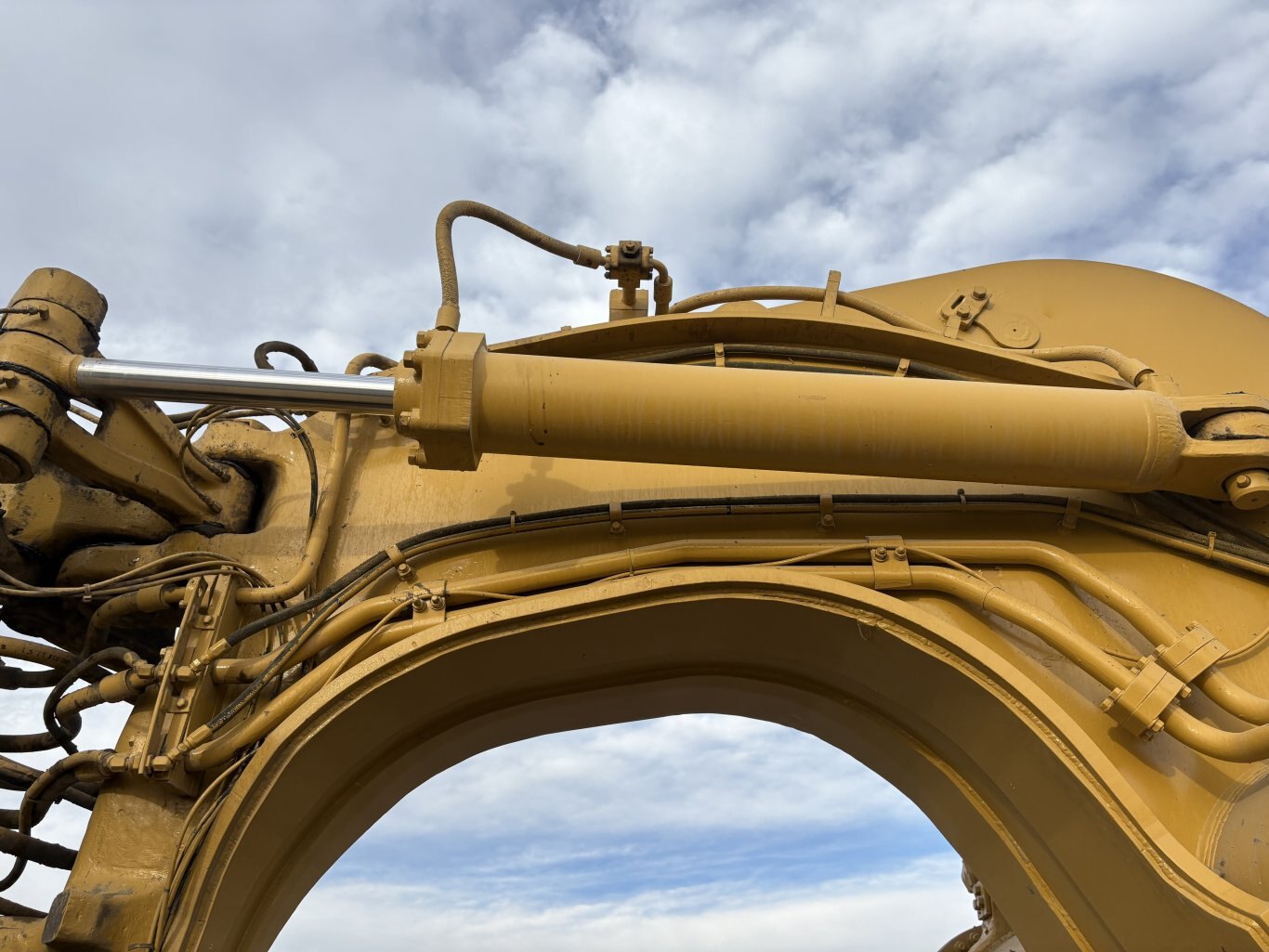 1988 Caterpillar 631E Motor Scraper #11240 BP