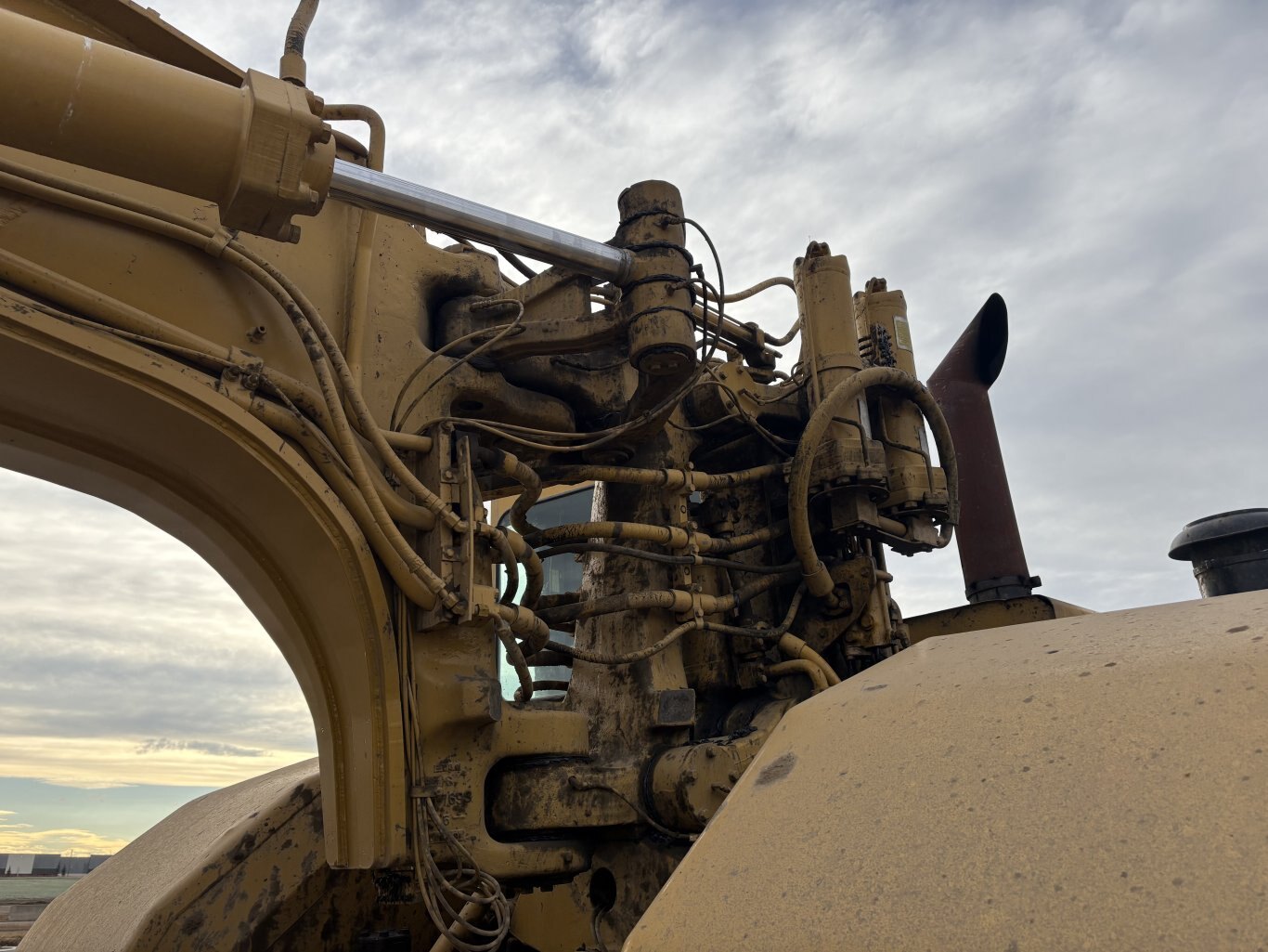 1988 Caterpillar 631E Motor Scraper #11240 BP