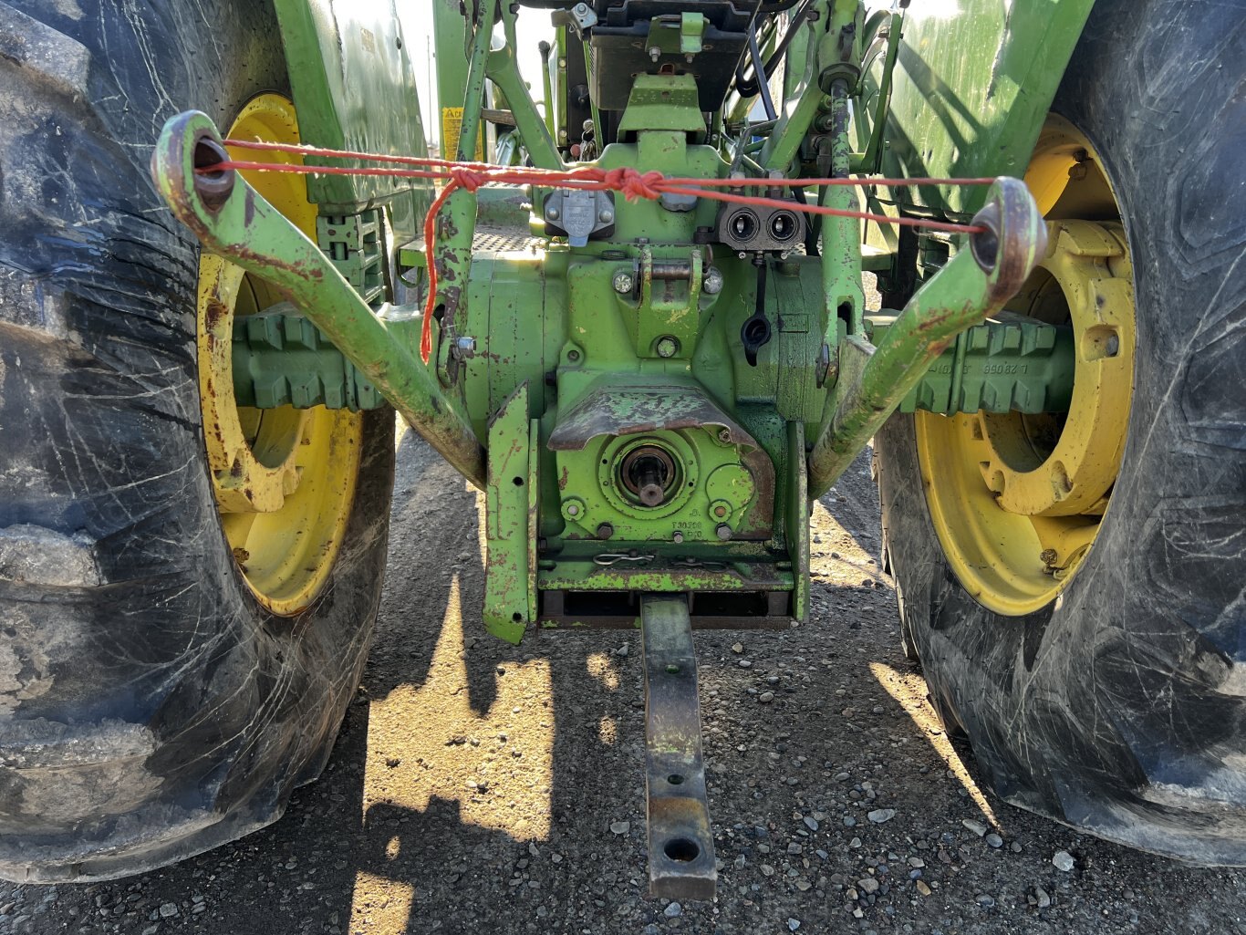 1975 John Deere 2130 Tractor with Loader • John Deere 2130B Tractor 2WD #11252 BP