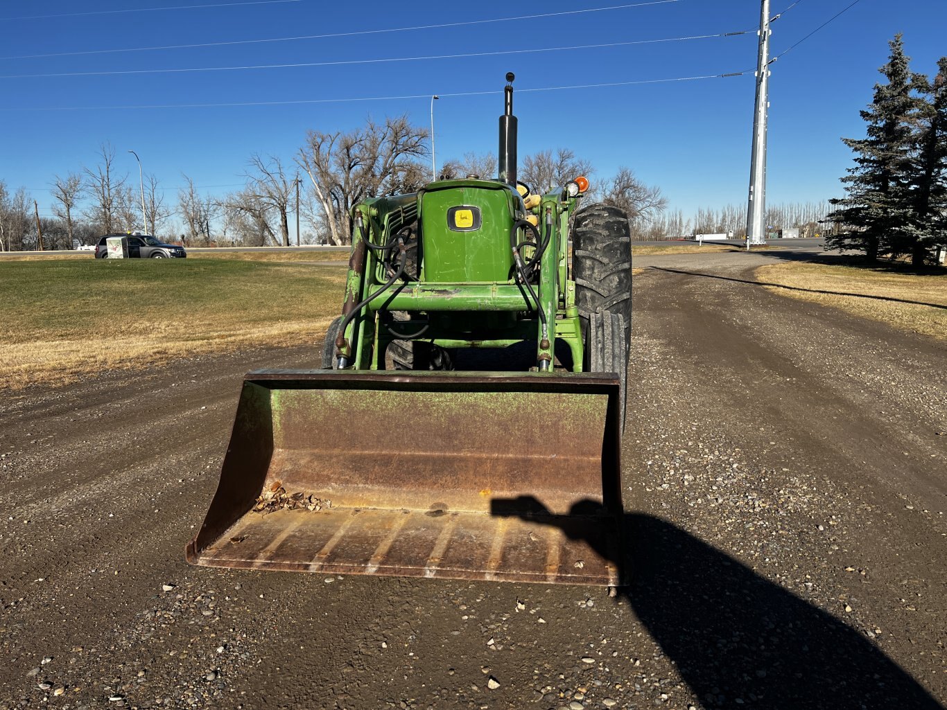 1975 John Deere 2130 Tractor with Loader • John Deere 2130B Tractor 2WD #11252 BP