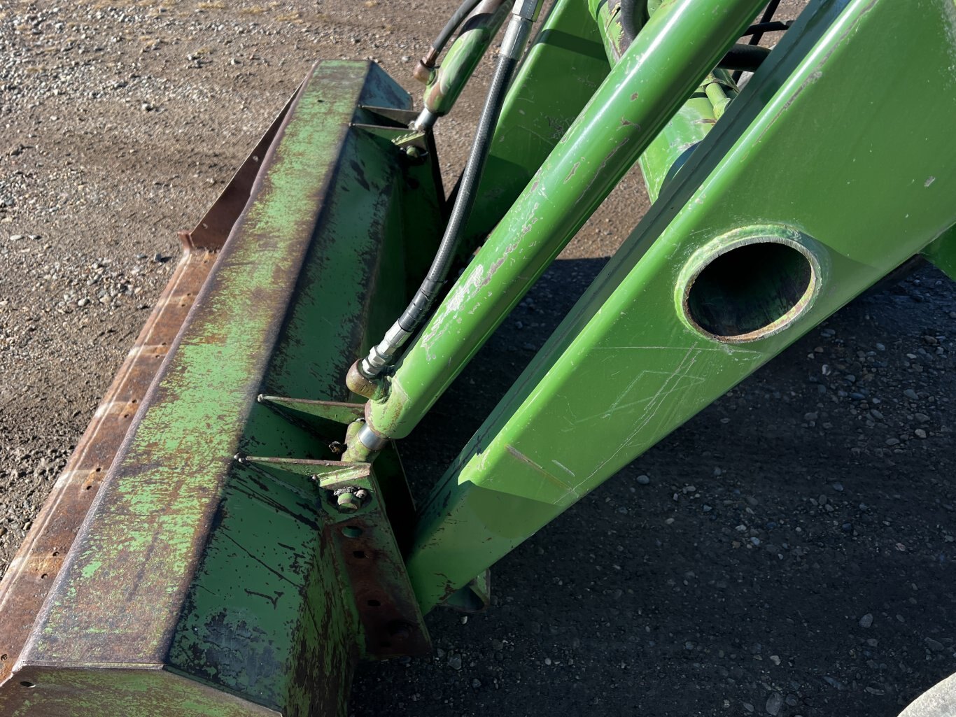 1975 John Deere 2130 Tractor with Loader • John Deere 2130B Tractor 2WD #11252 BP