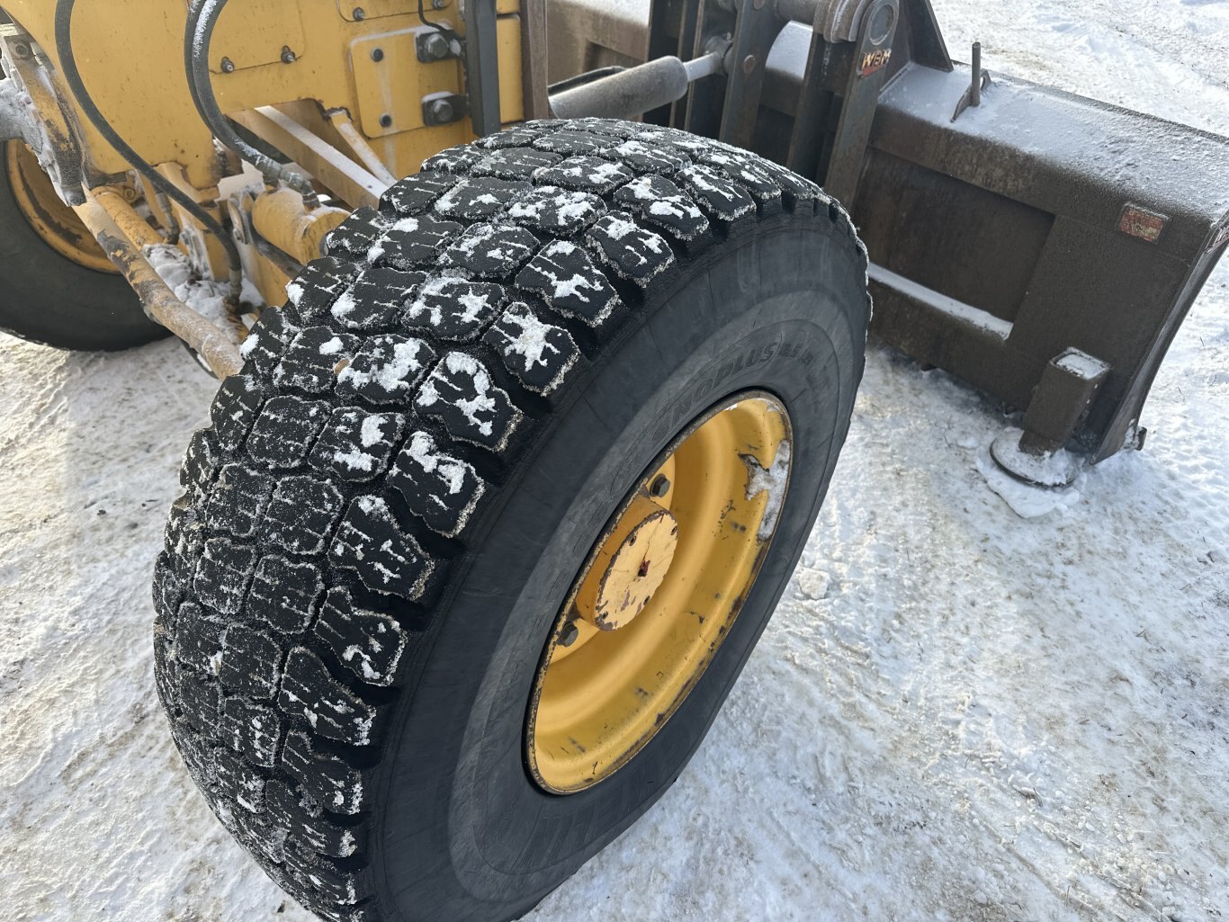 2007 Volvo G970 Grader with Front Plow & Snow wing #11275 DP