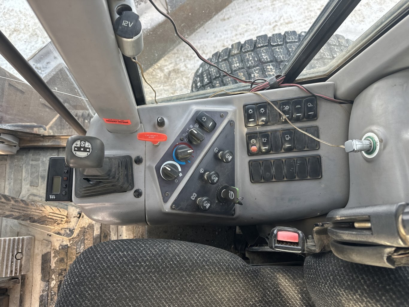 2007 Volvo G970 Grader with Front Plow & Snow wing #11275 DP