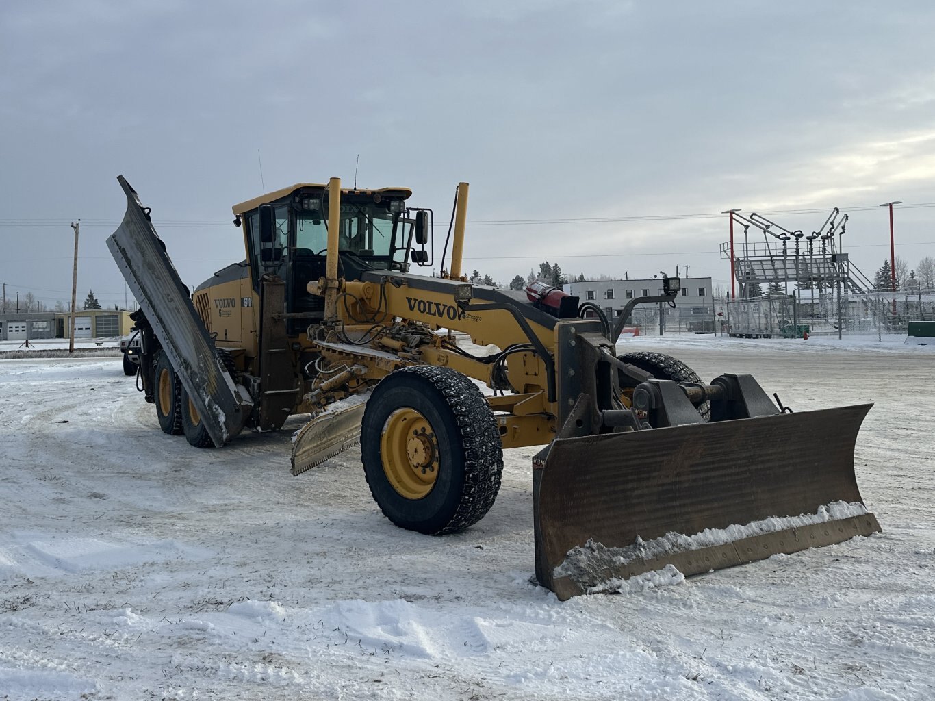 2007 Volvo G970 Grader with Front Plow & Snow wing #11275 DP