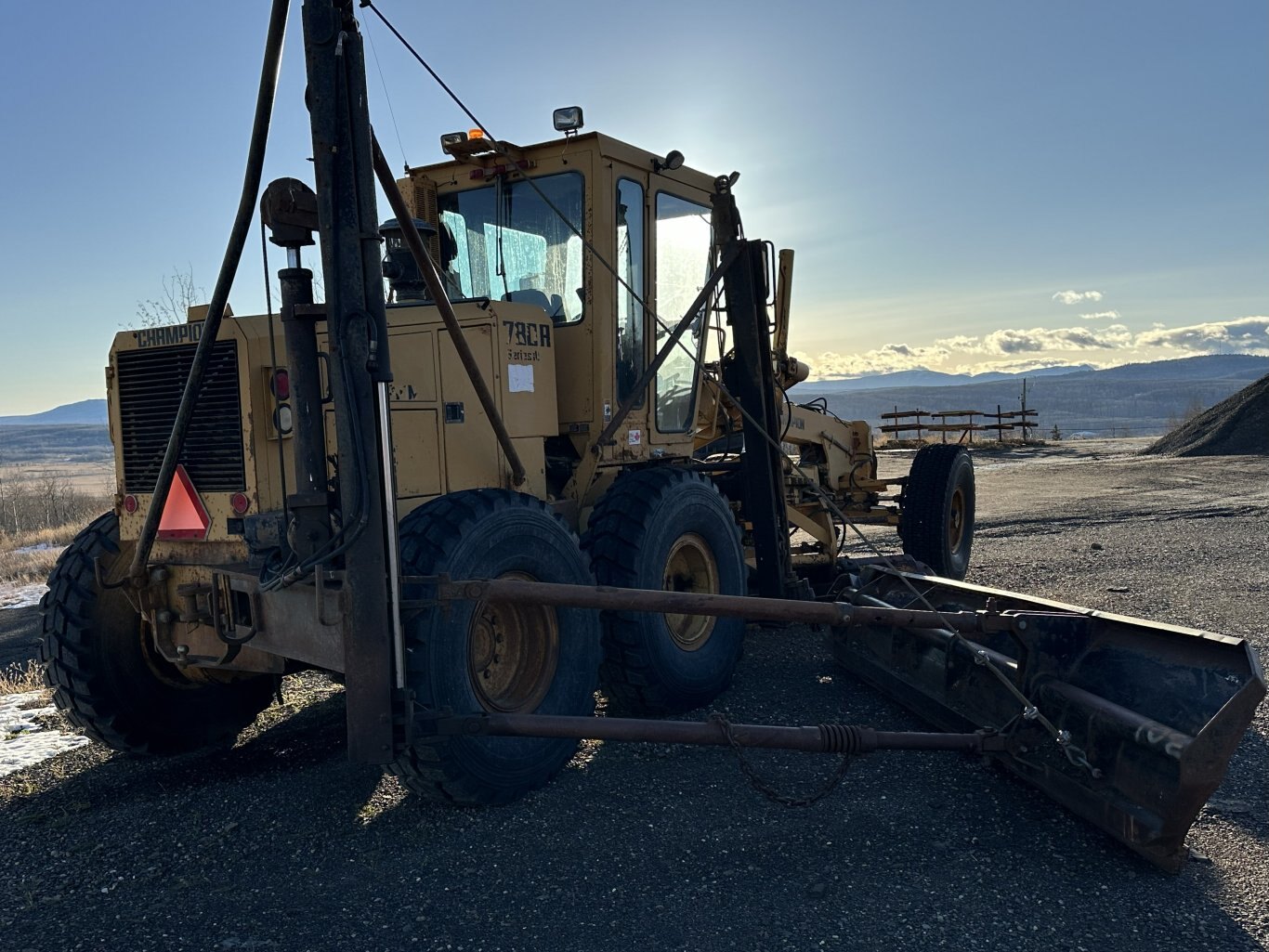 1993 Champion 780A Series 3 Motor Grader with Snow Wing #11218 DP