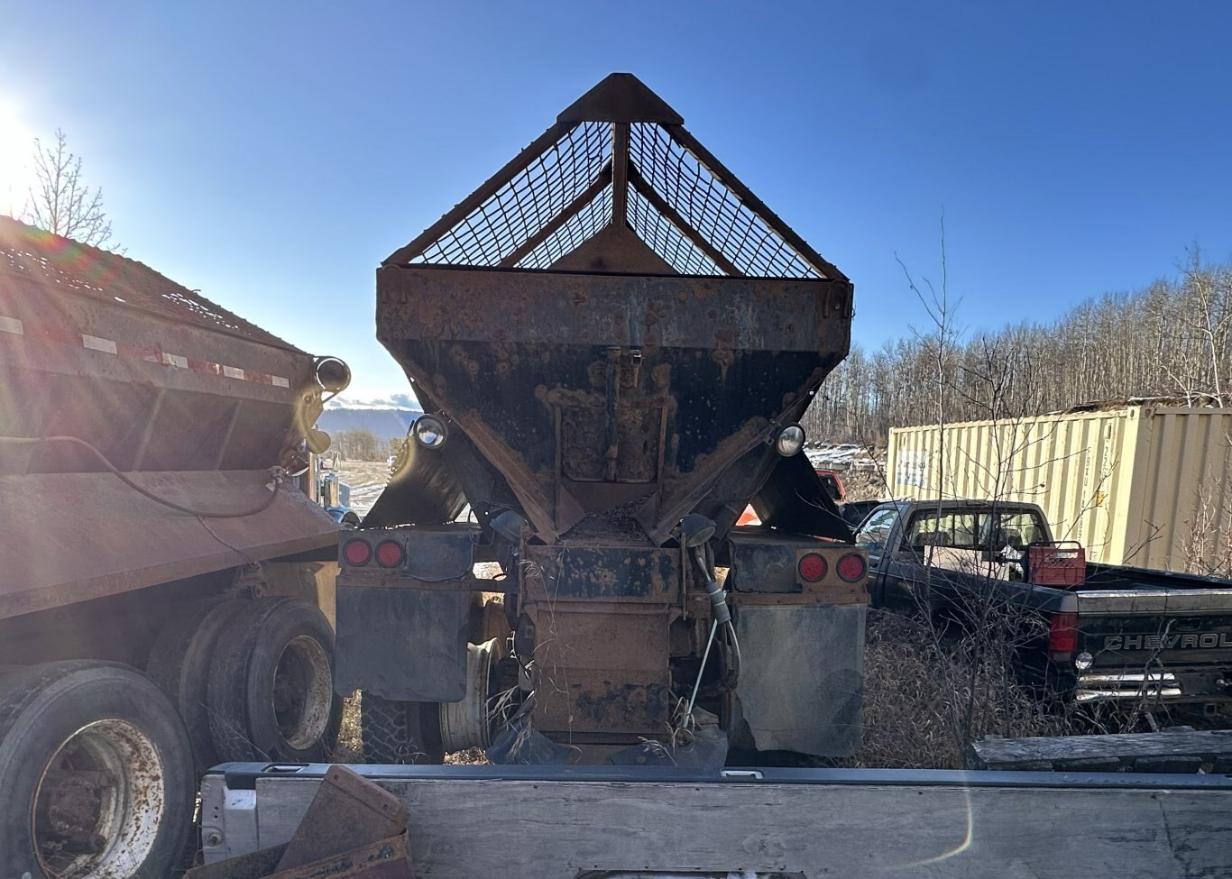 1985 Kenworth W900 Tandem Sanding Truck #11224 DP