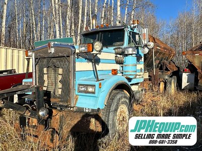1985 Kenworth W900 Tandem Sanding Truck #11224 DP