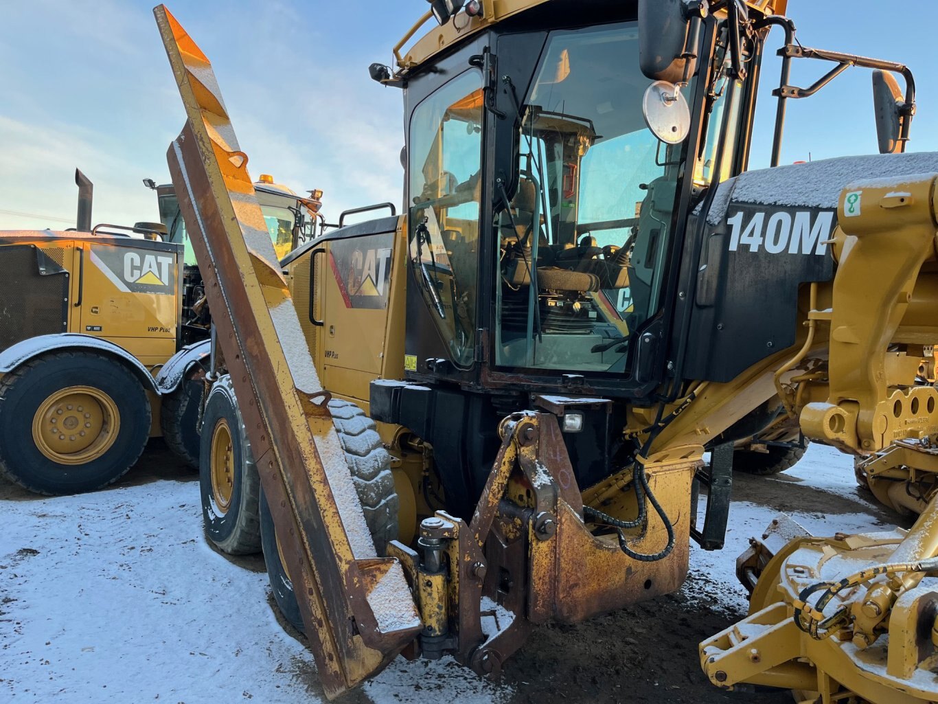CAT 160M 140M Snow Wing CAT and WBM #11282 JPH