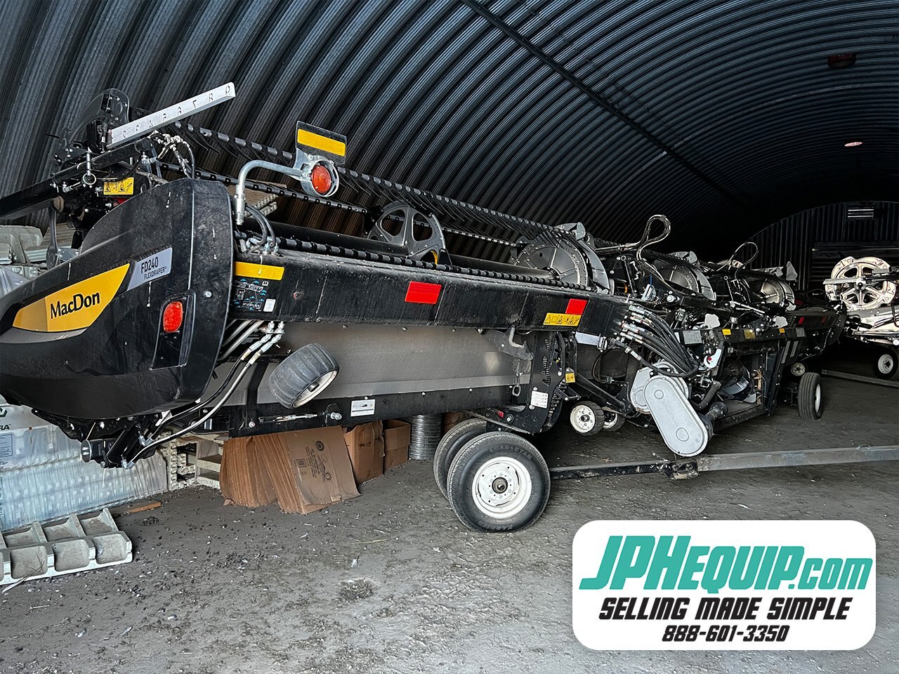 2022 Macdon FD240 FlexDraper Header 40ft *** 2 Headers Available *** • FD2 Draper • 40 ft FlexDraper Header #11289 BP