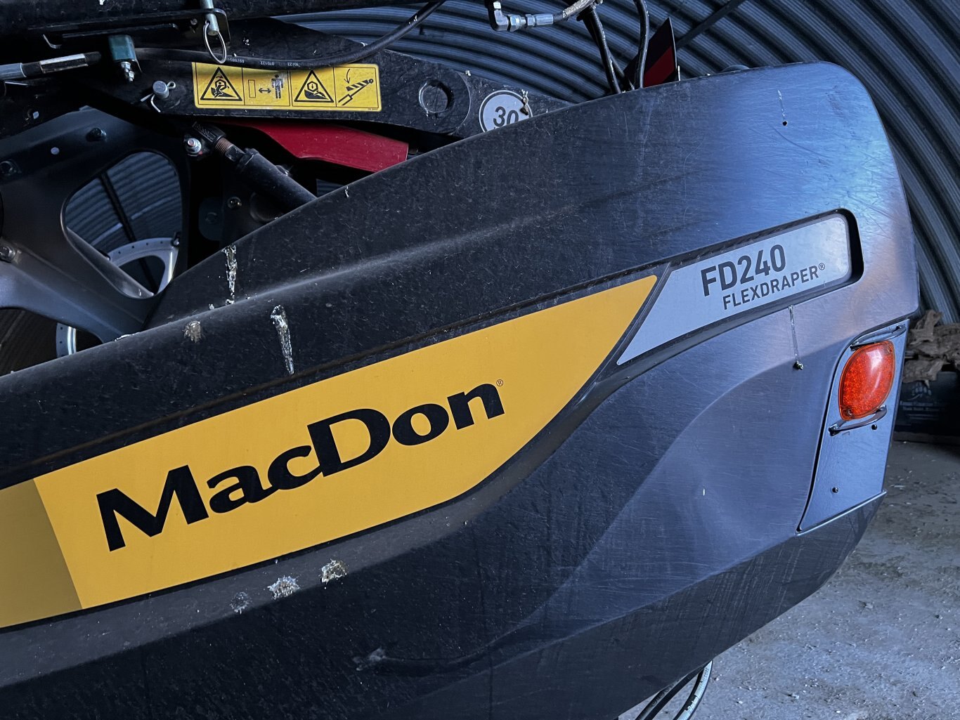 2022 Macdon FD240 FlexDraper Header 40ft *** 2 Headers Available *** • FD2 Draper • 40 ft FlexDraper Header #11289 BP