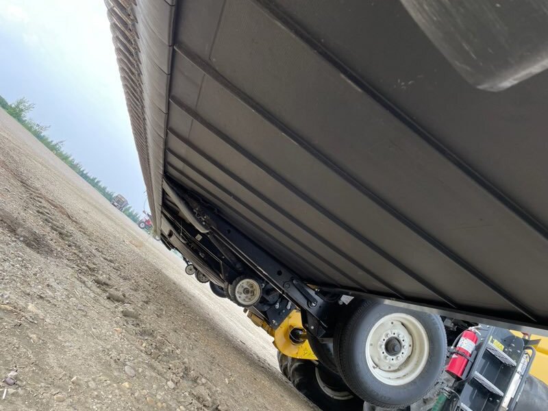 2022 Macdon FD240 FlexDraper Header 40ft *** 2 Headers Available *** • FD2 Draper • 40 ft FlexDraper Header #11289 BP