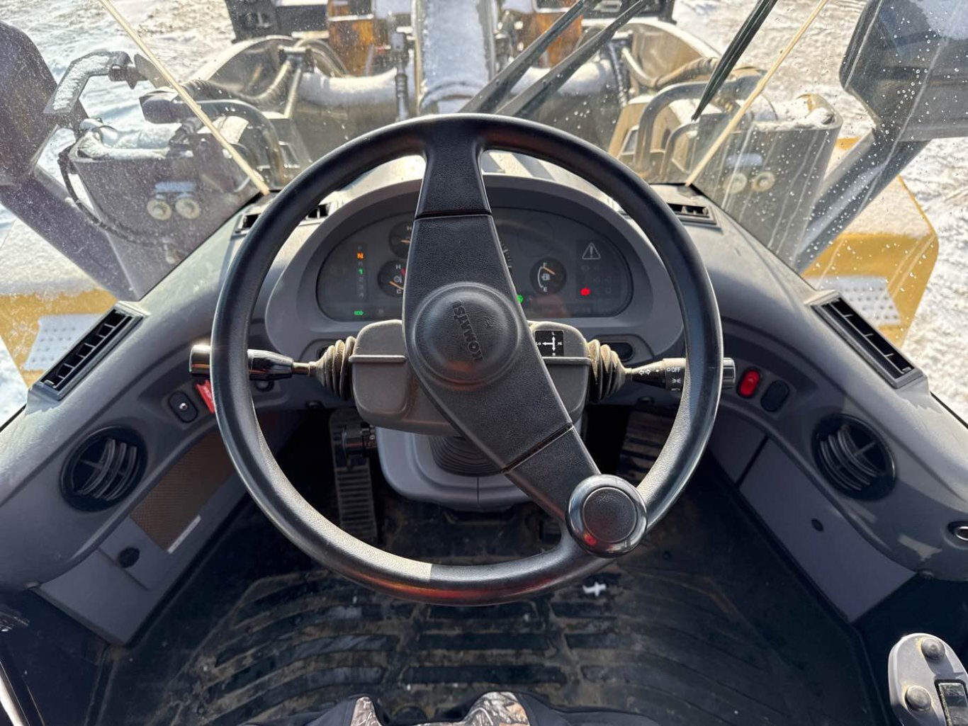 2018 KOMATSU WA320PZ 6 Wheel Loader with Bucket #11302 JA