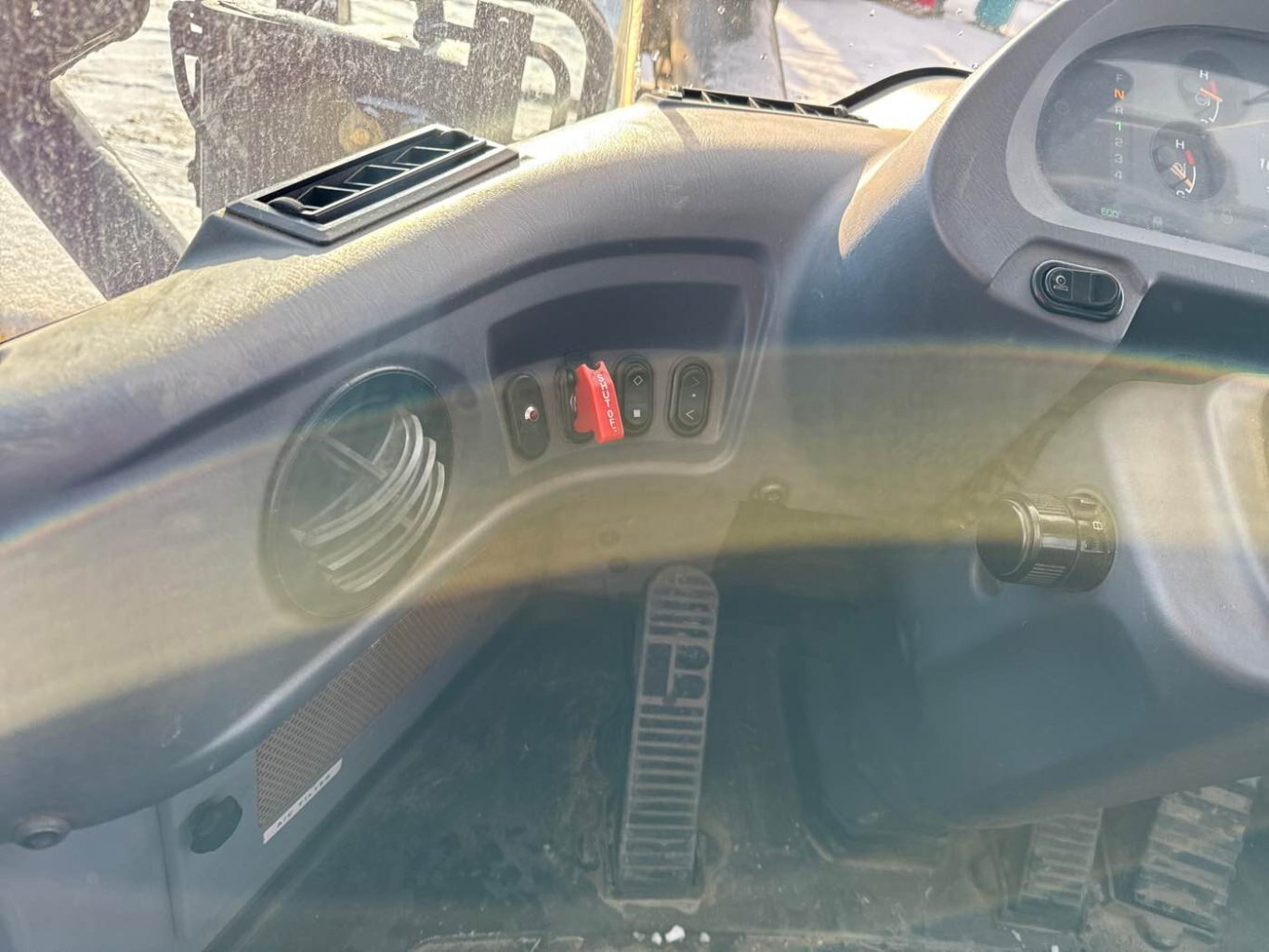 2018 KOMATSU WA320PZ 6 Wheel Loader with Bucket #11302 JA