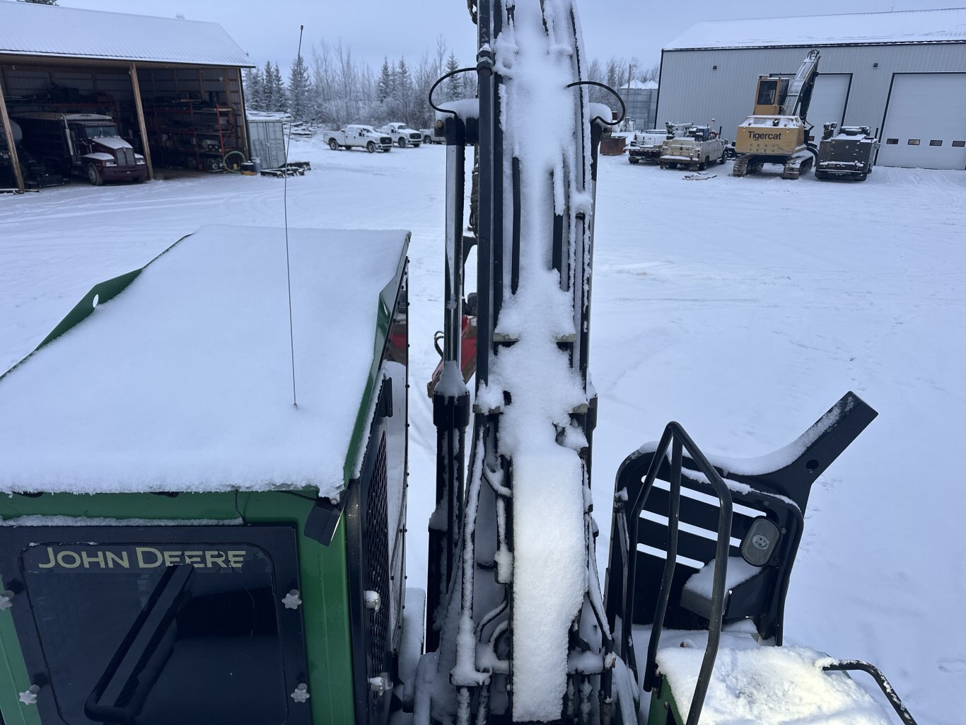 2015 Deere 2154 Processor w/ 622 Warratah Head #11313 DP