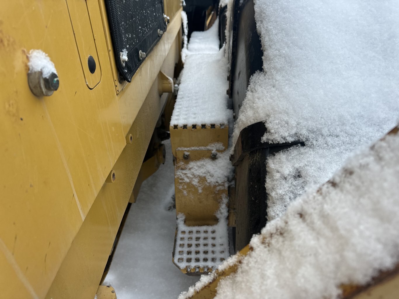 2018 CAT 160M VHP Plus AWD Motor Grader w/ Front Blade, Ripper & Snow Wing #11316 DP