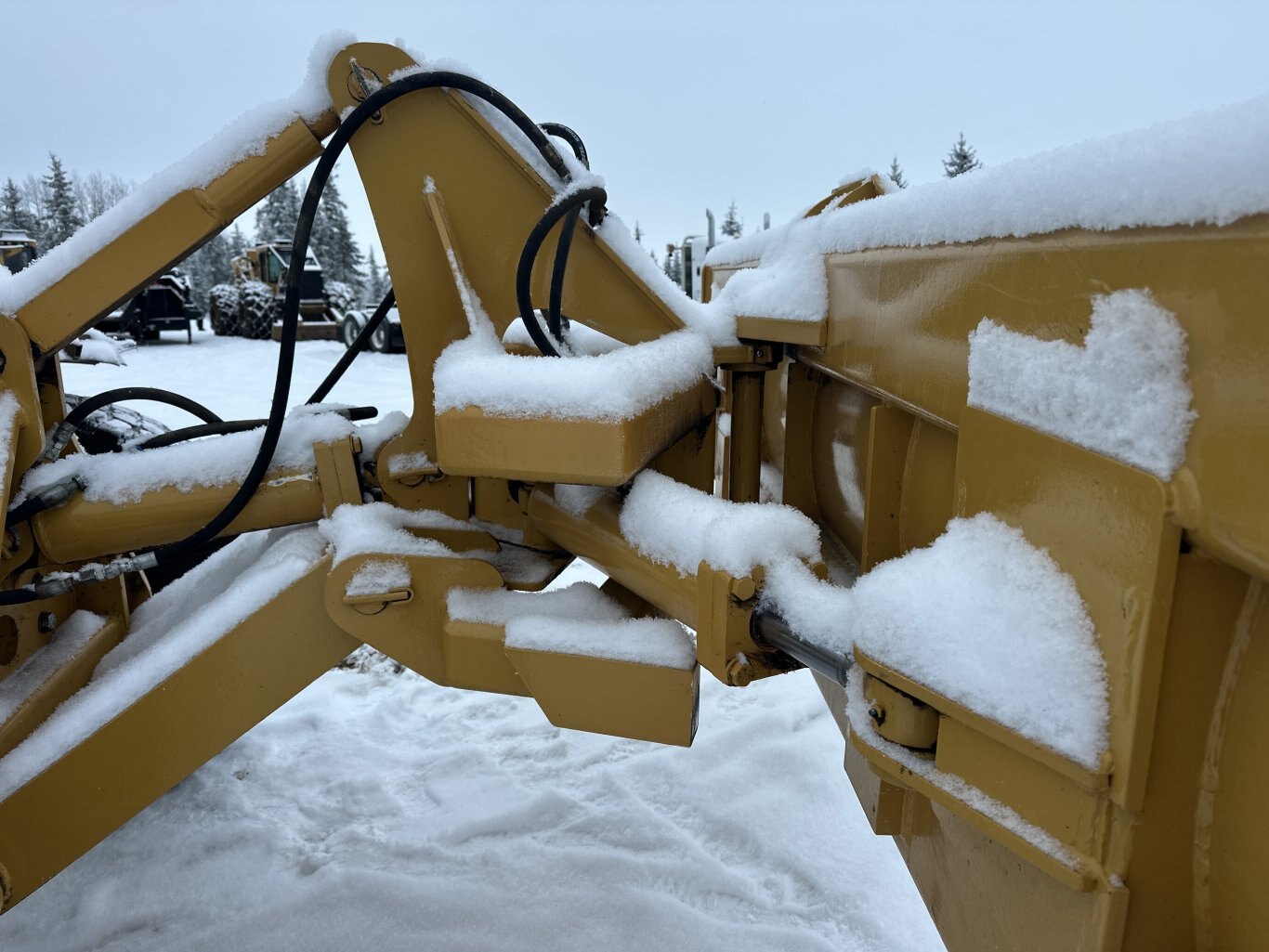 2018 CAT 160M VHP Plus AWD Motor Grader w/ Front Blade, Ripper & Snow Wing #11316 DP