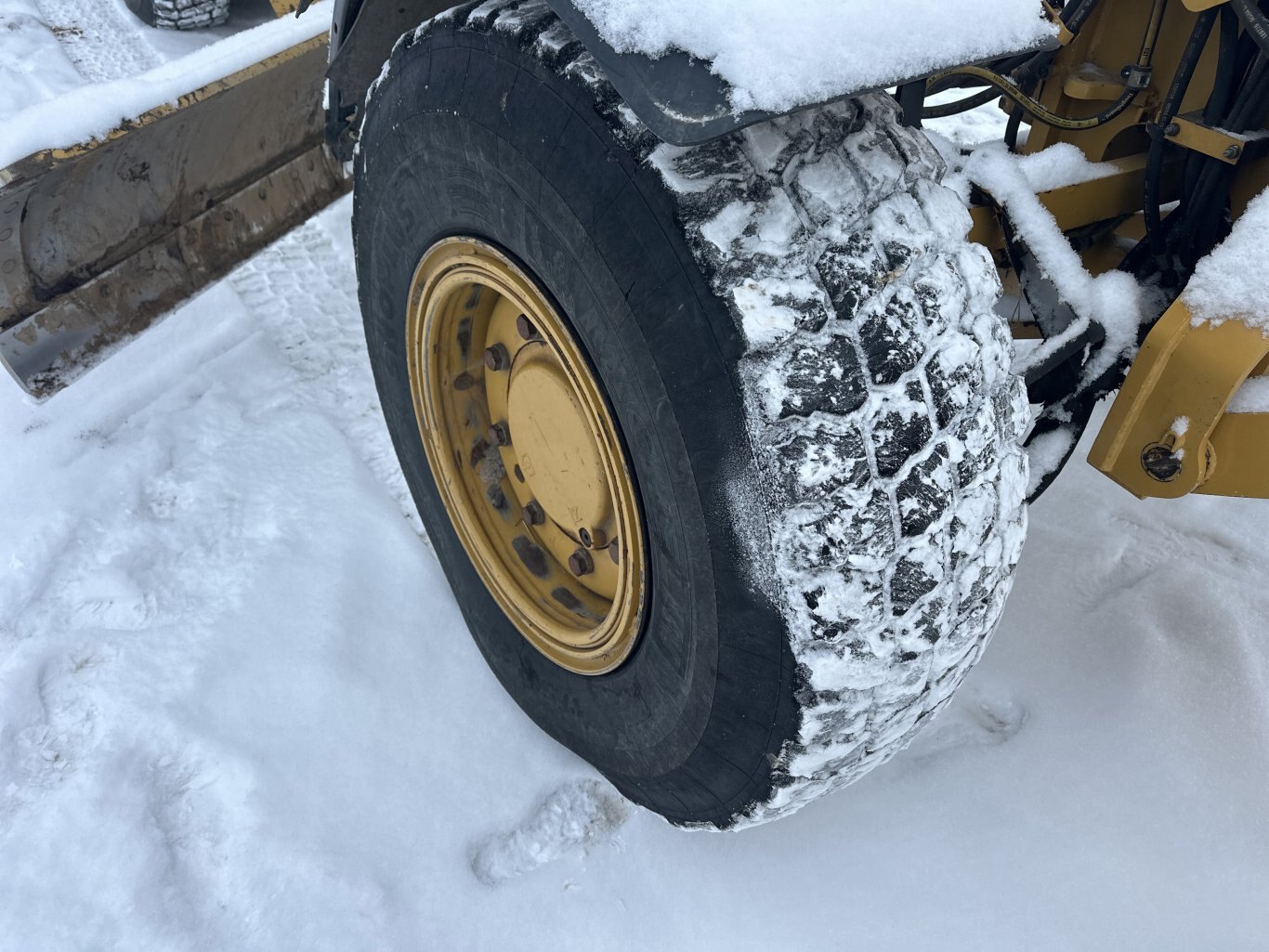 2018 CAT 160M VHP Plus AWD Motor Grader w/ Front Blade, Ripper & Snow Wing #11316 DP