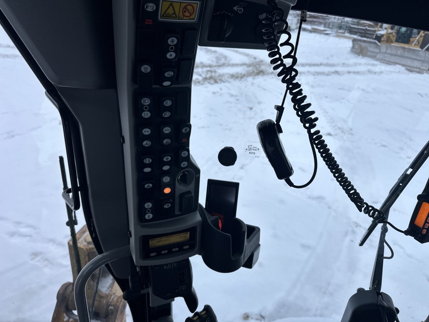 2018 CAT 160M VHP Plus AWD Motor Grader w/ Front Blade, Ripper & Snow Wing #11316 DP